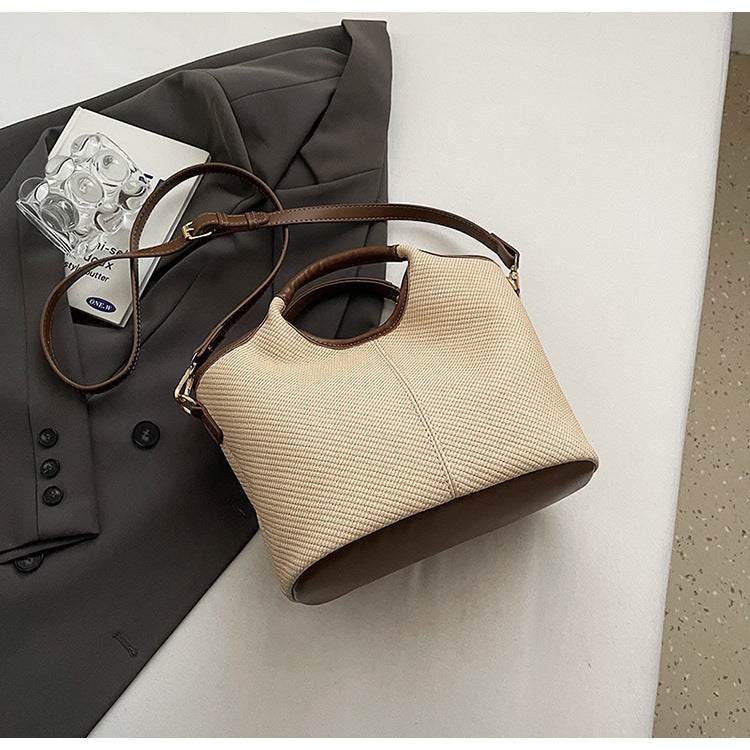 This Year's Popular Handbag Women's New Retro Crossbody Bucket Bag
