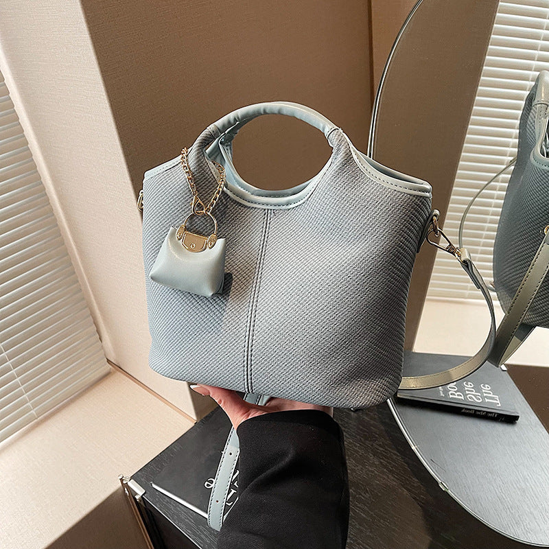 This Year's Popular Handbag Women's New Retro Crossbody Bucket Bag